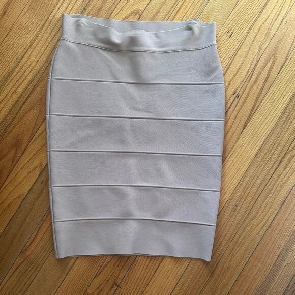 BCBGMAXAZRIA Mauverose Bandage Skirt - Picture 3 of 6
